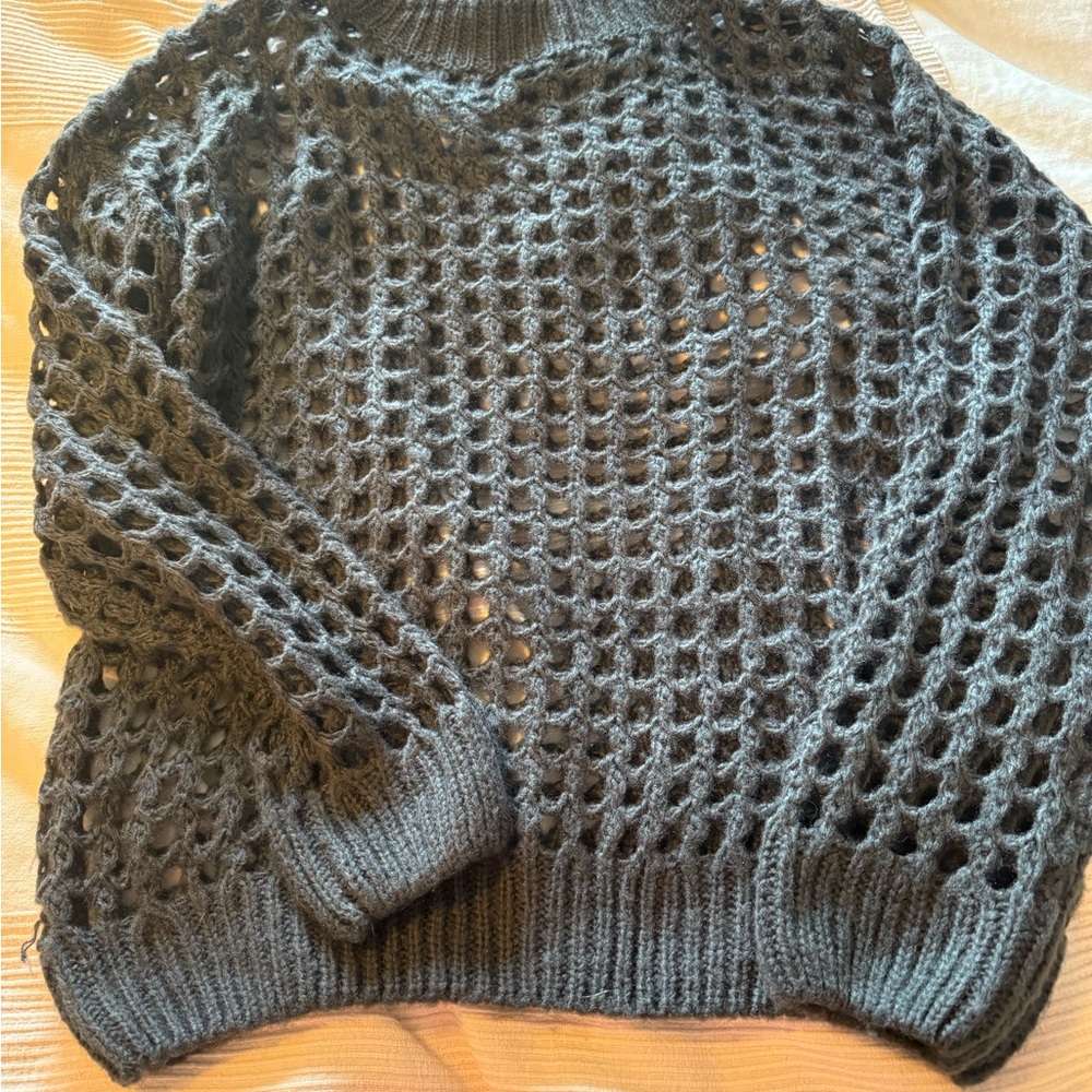 Chic Open-Knit Sweater - Picture 2 of 3